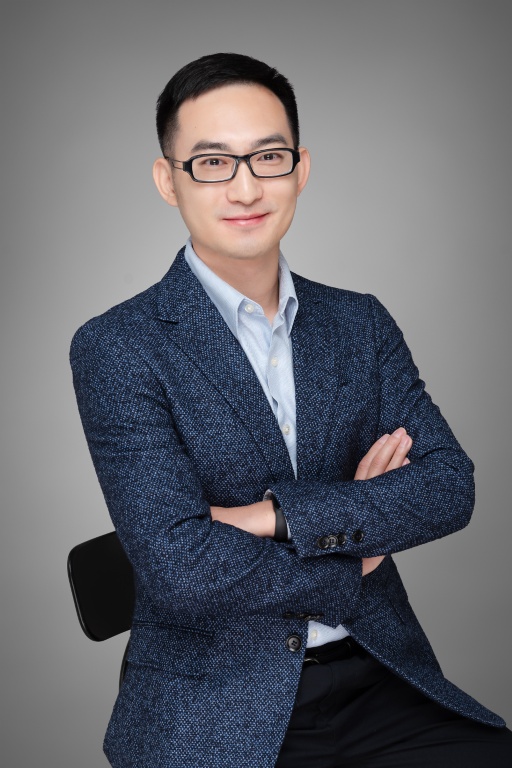Bingyao Huang