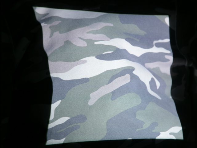 Surface reference under projected gray illumination
